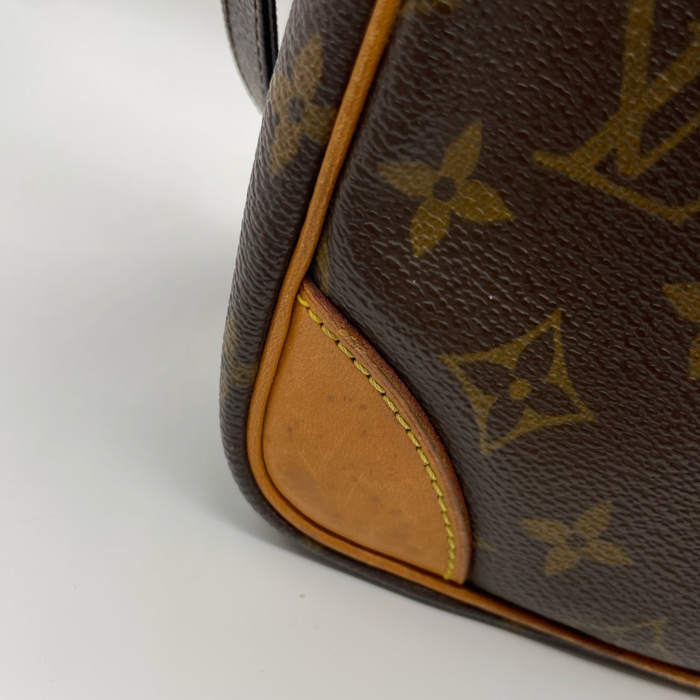 Louis Vuitton Monogram Amazone Crossbody Bag - Picture 6 of 16